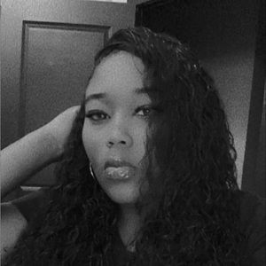 Meet your Posher, Lashunda